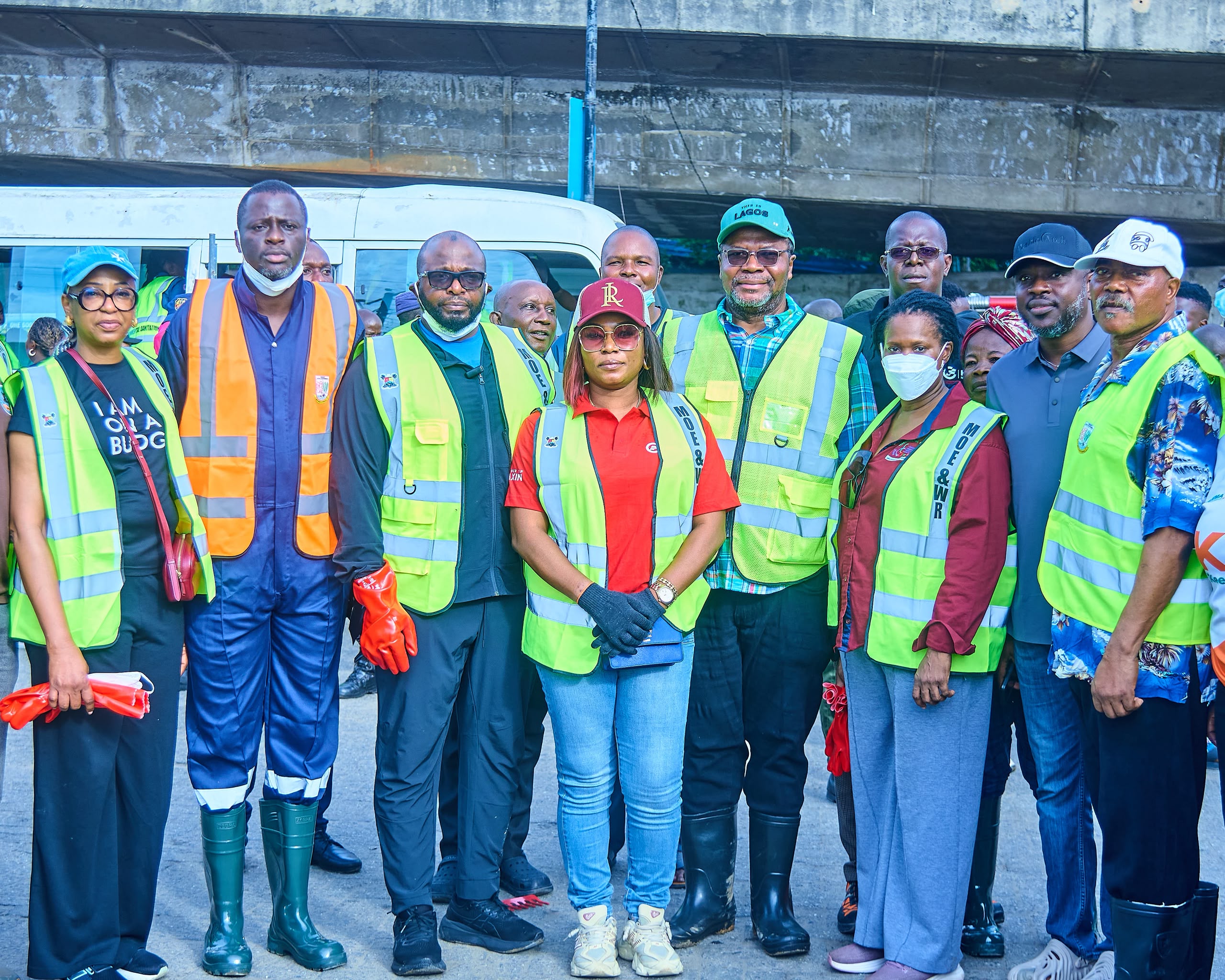 HBM strengthens partnership with Lagos on environmental sanitation, deploys trucks
