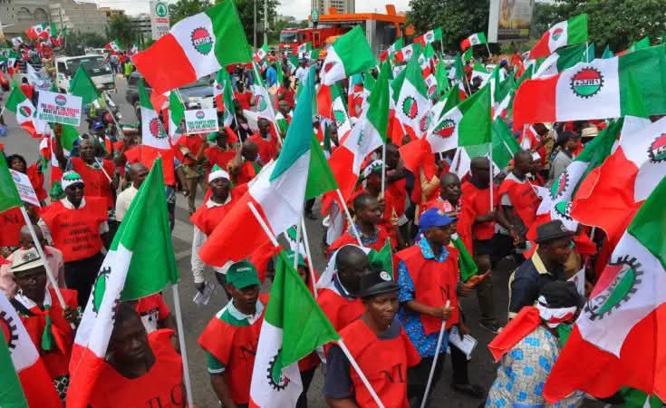 Nigerian public servants begin three-day warning strike over hardship, fuel price