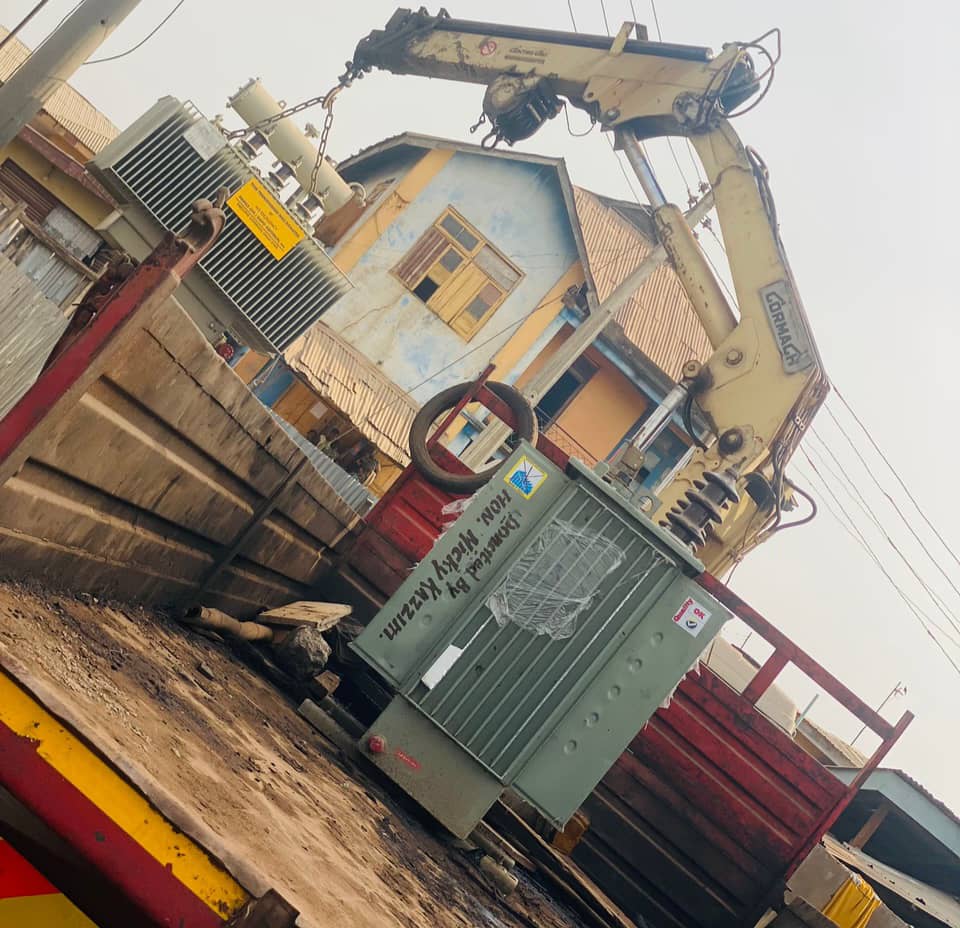 Dapo Abiodun removes 500KVA transformer donated by Micky Kazzim to community in darkness for two years