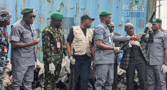 Customs hands over 1,599 arms, 2,298 live cartridges intercepted in Lagos to NSA