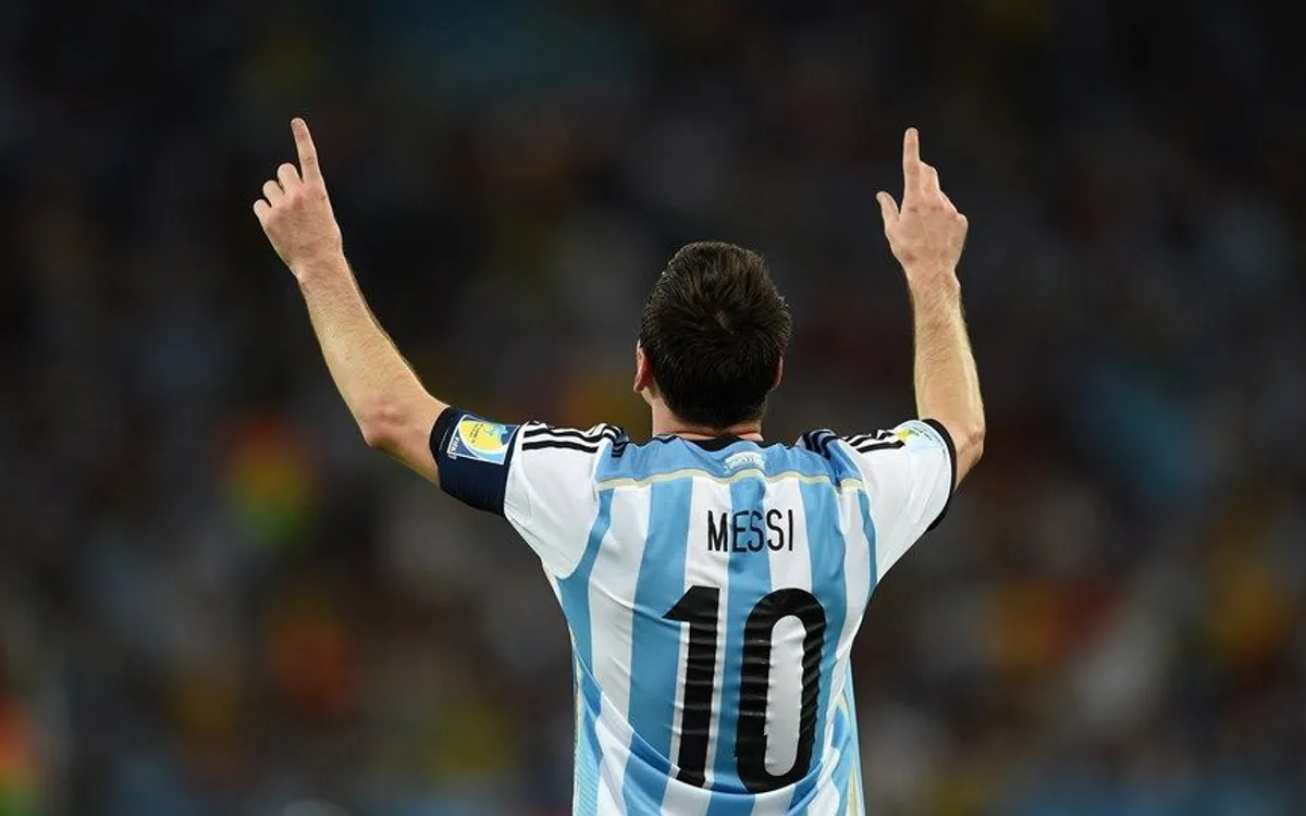 Qatar 2022: Messi fires Argentina into World Cup final