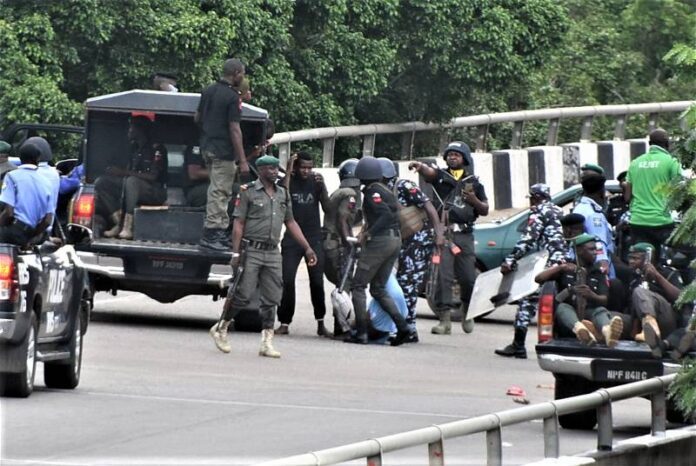 Many feared killed, others injured as hoodlums clash with security men in Kano