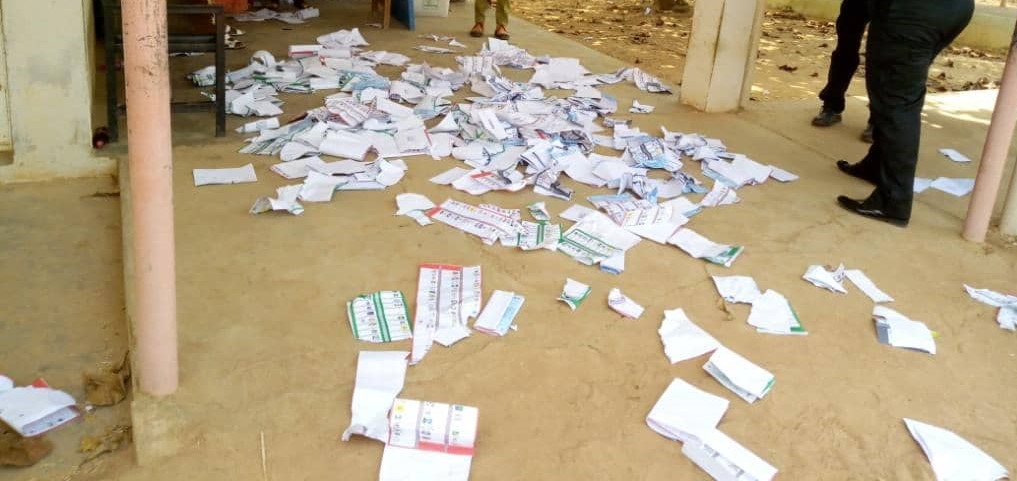 Again, Thugs disrupt Ado/Odo-Ota Reps primaries, snatch ballot papers as Ojugbele claims victory