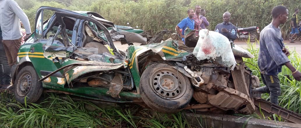 Three die as truck crushes taxi in Abeokuta